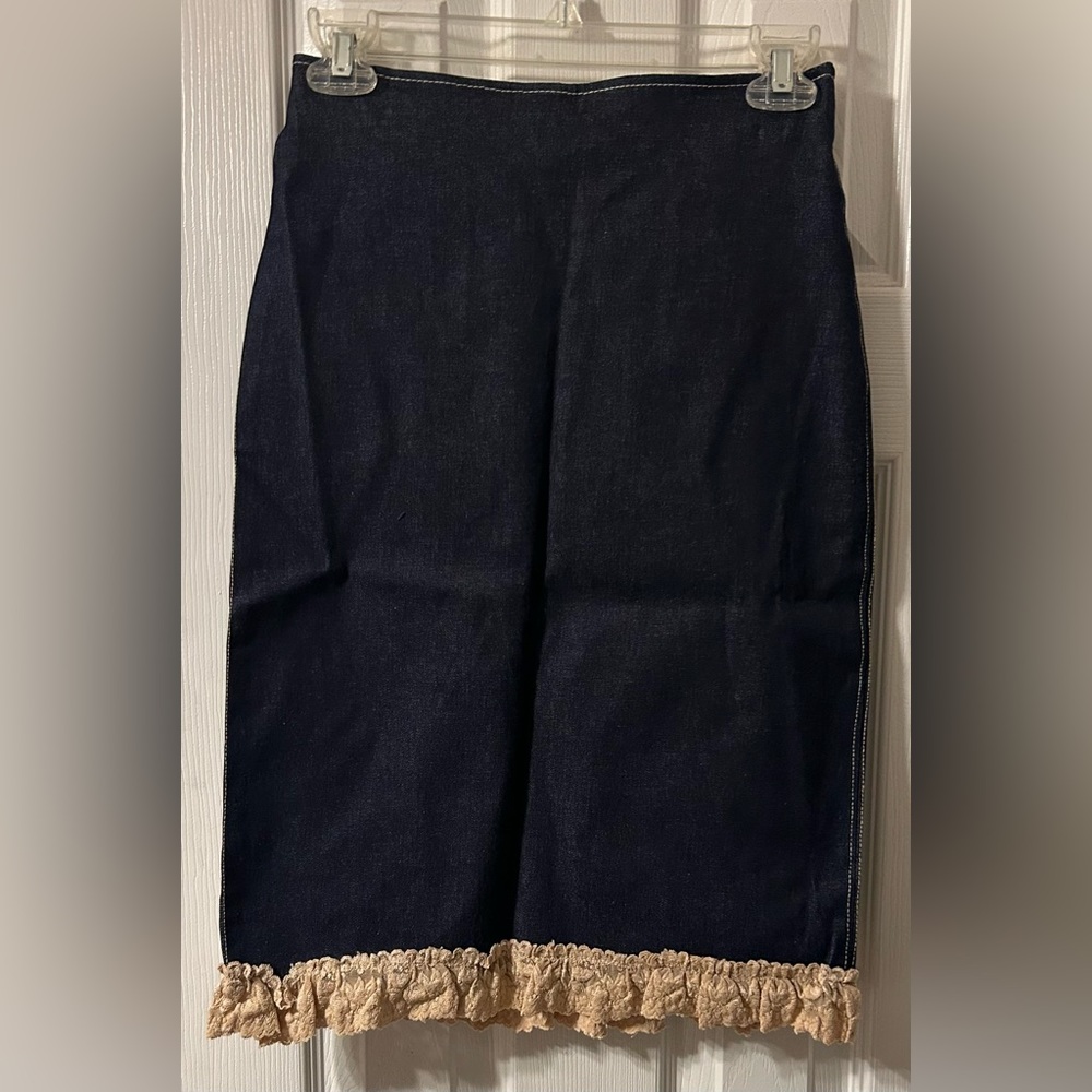 Denim skirt / trimmed with lace ..Small New! vintage